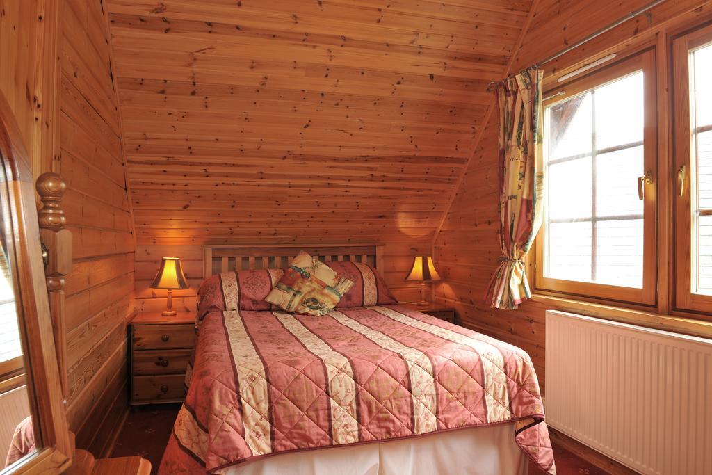 Lodge Lochside